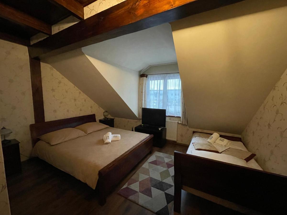 Hotel Tyrol I Restauracja Zycie Gruzji Osielsko Bagian luar foto
