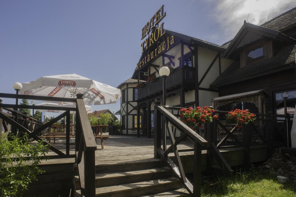 Hotel Tyrol I Restauracja Zycie Gruzji Osielsko Bagian luar foto